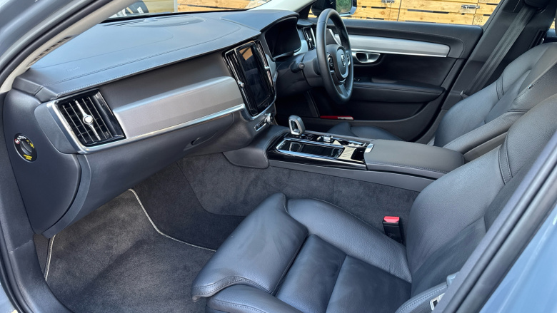 Volvo V90 2.0 T6 [350] RC PHEV Plus Dark 5dr AWD Auto Estate